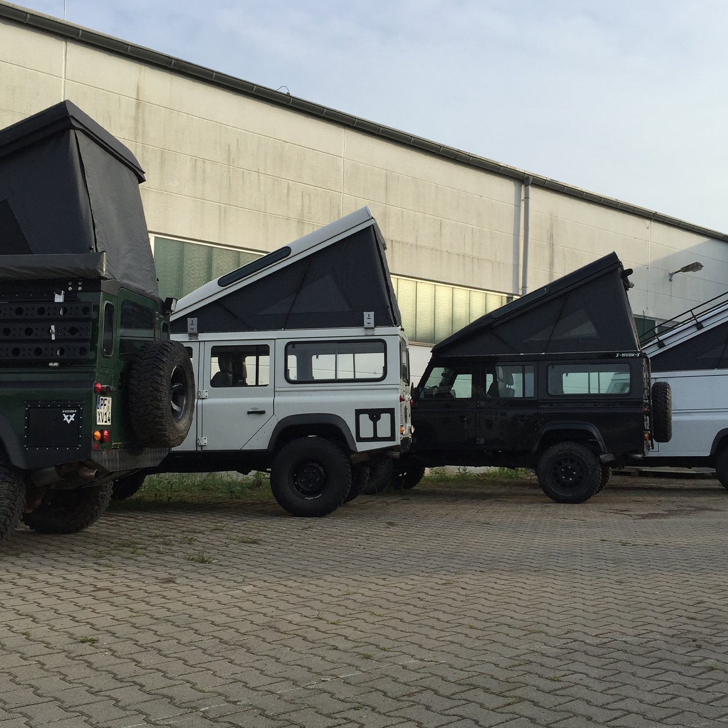 Hubdach Defender 110